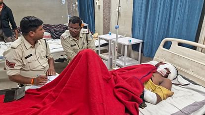 Damoh News: युवक पर चाकू-लाठी से हमला, मां ने कहा- एक महिला ने बेटे को फंसाकर दूसरे प्रेमी से कराया A young man was attacked with a knife and stick behind the railway station