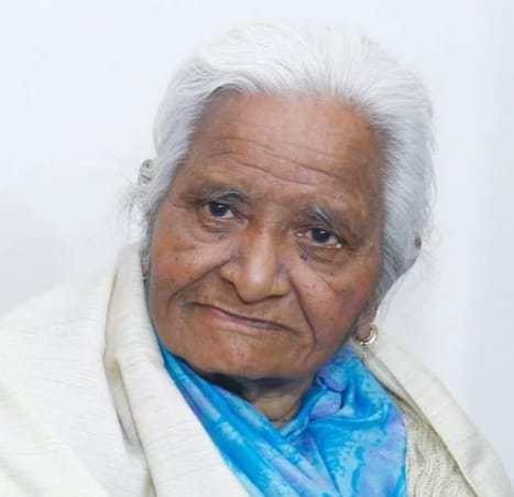 Saroj's eyes will see the world even after death