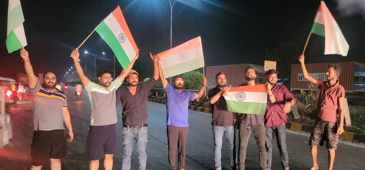 Firecrackers started burning after India became world champion