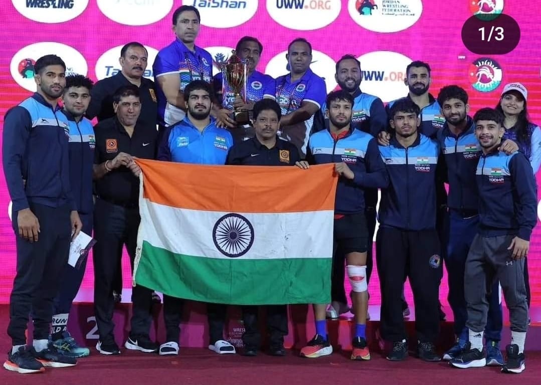 Wrestlers hit 'Lath' in Asian Wrestling Championship, won medals