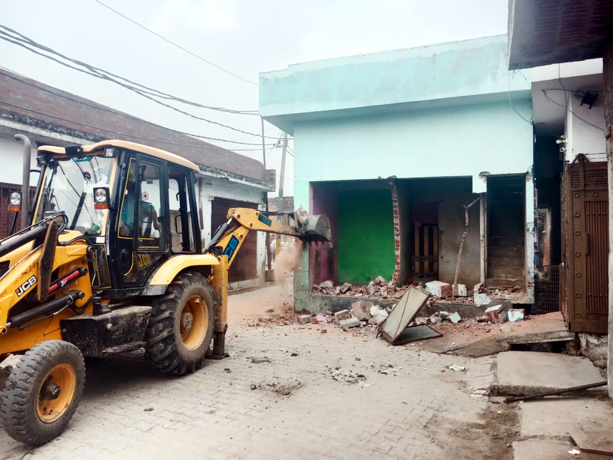 Five illegal shops demolished in Bilsi budaun