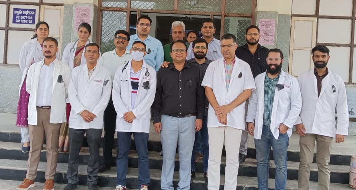 Government doctors wore black badges