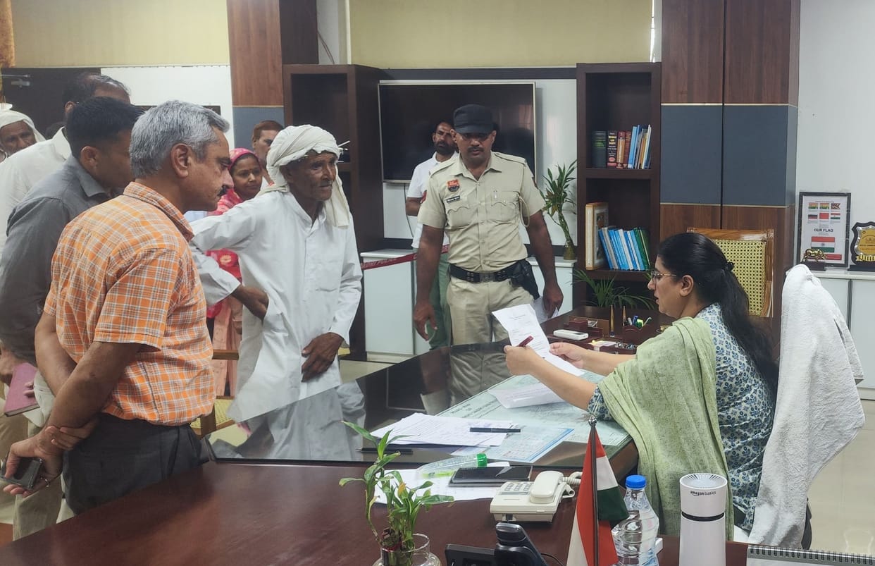 51 complaints reached DC in Samadhan Camp