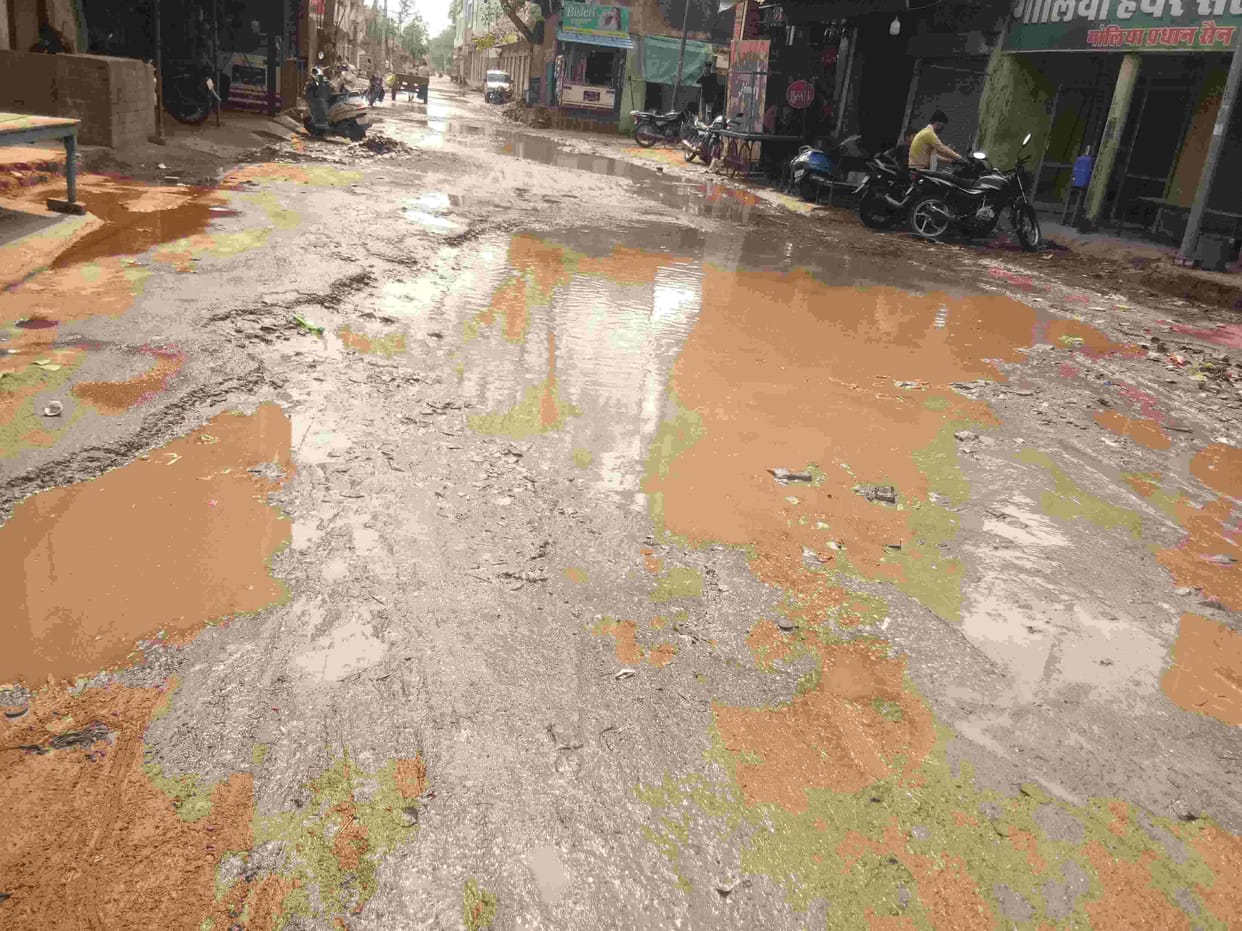 Road from warehouse to food supply department is in bad condition