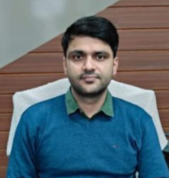 Abhishek becomes new CDO of Lakhimpur, Anil sent to Maharajganj