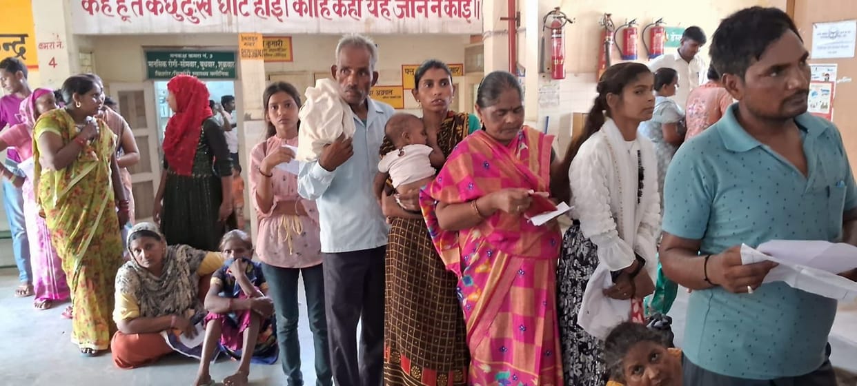 People suffering from heat and humidity, more than 300 patients reached the district hospital