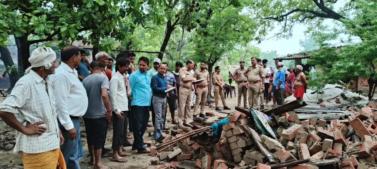 House collapsed due to rain, old woman crushed to death, husband injured