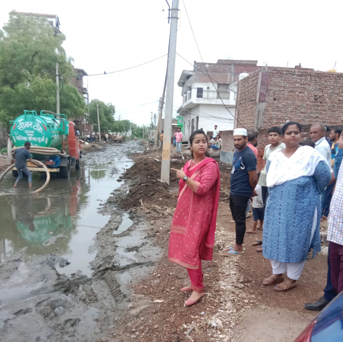 Notice will be given to those dumping cow dung on Boroli Road: EO