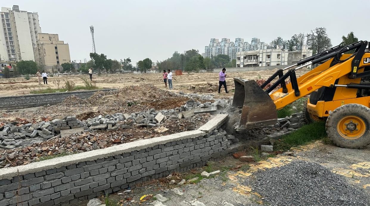 Illegal construction demolished in village Akbarpur Barota