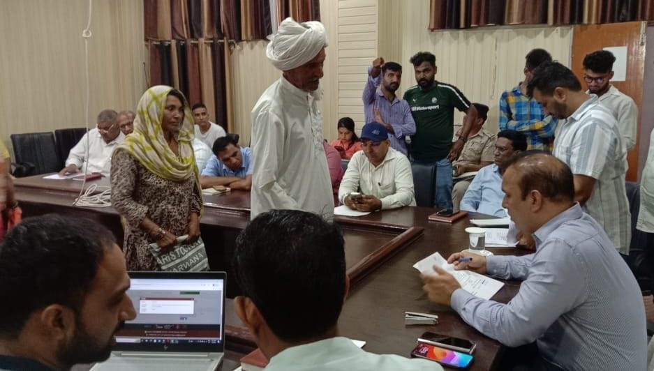 72 people lodged complaints in the solution camp