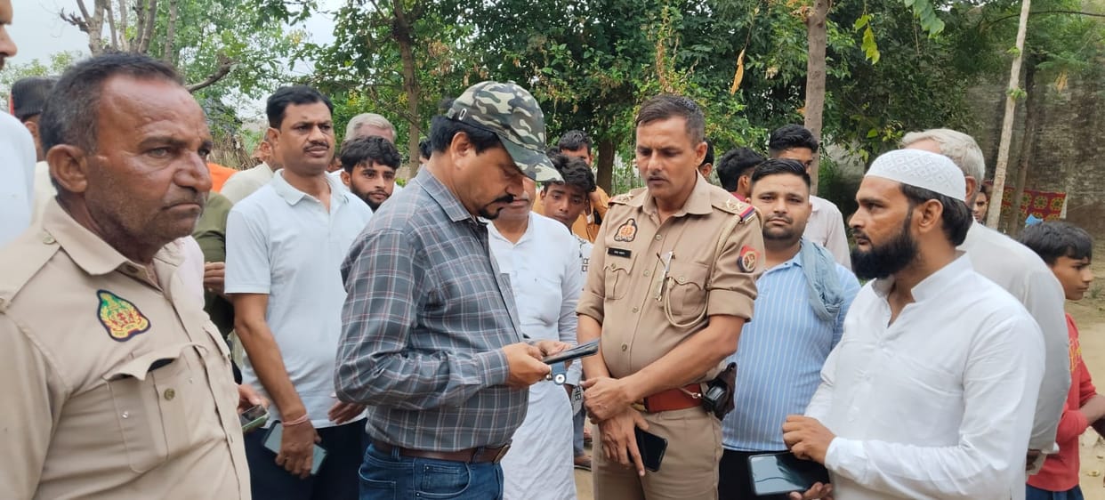 Uncle and nephew are serious due to leopard attack in Titauli
