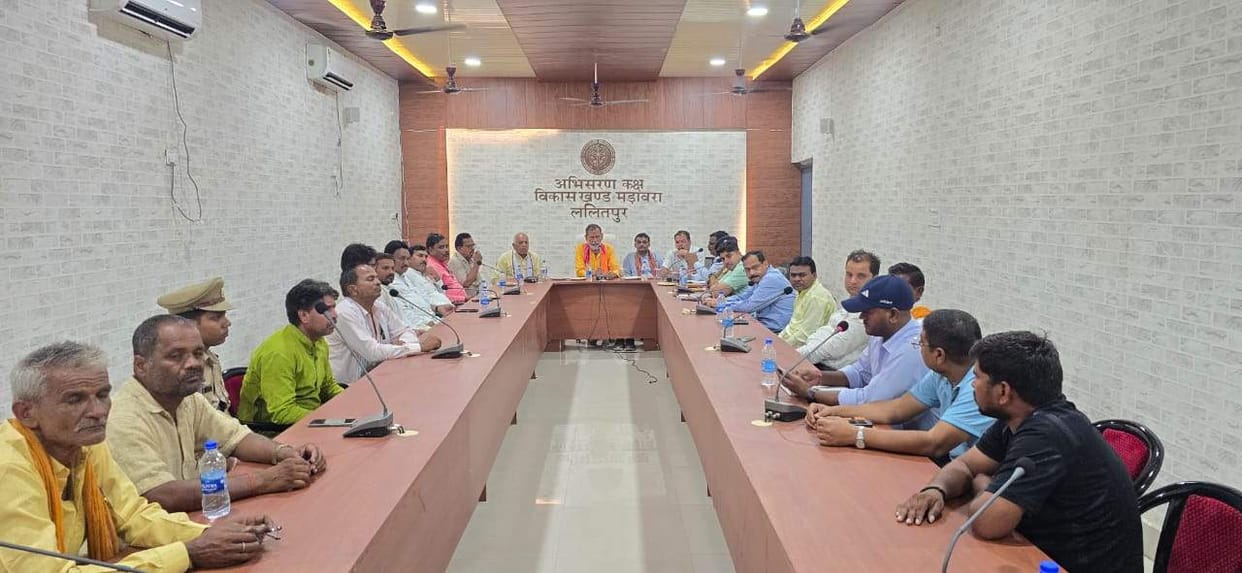 Beneficiaries should get 100 percent benefits of government schemes: Minister of State