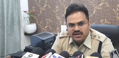 Damoh News: युवती की अश्लील फोटो बनाकर सोशल मीडिया पर किया वायरल, आरोपी राजस्थान से गिरफ्तार The accused who made an obscene photo of a girl and made it viral on social media, arrested from Rajasthan.