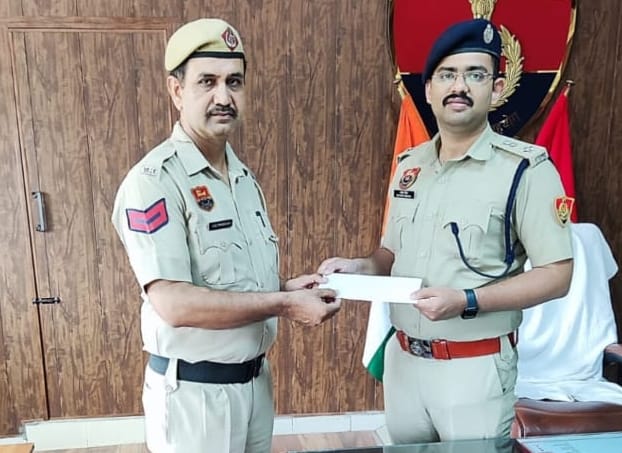Deputy Commissioner of Police honored four police employees