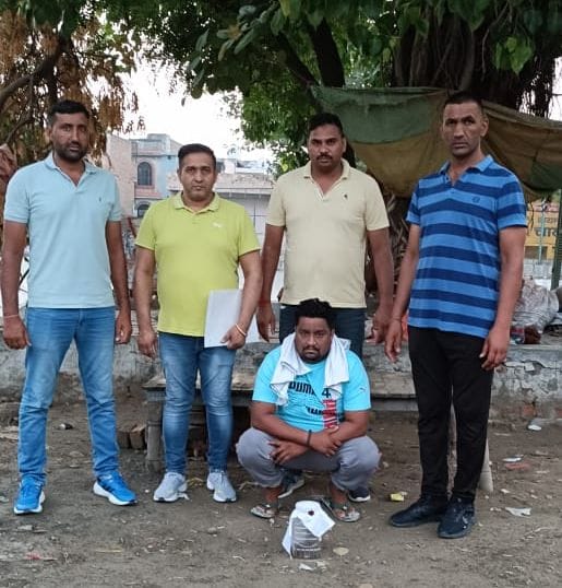 CIA caught the youth with illegal pistol and cartridges