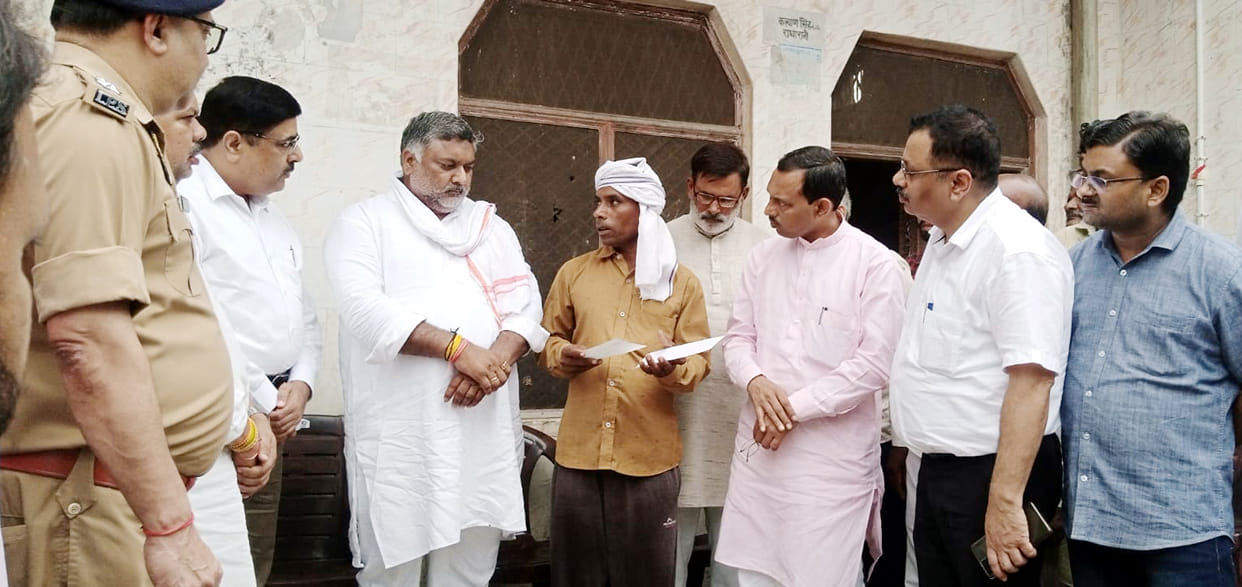 The families of the deceased received financial assistance of Rs 2 lakh each