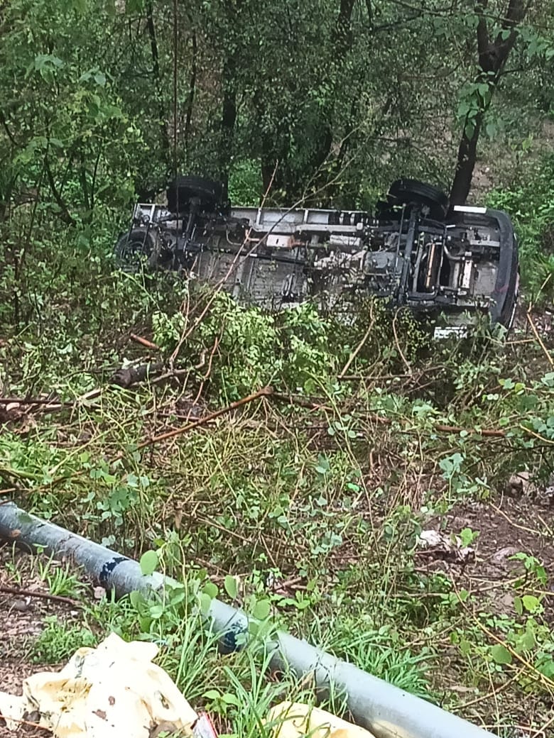 Trolley skids and falls 70 feet on NH-3 under construction