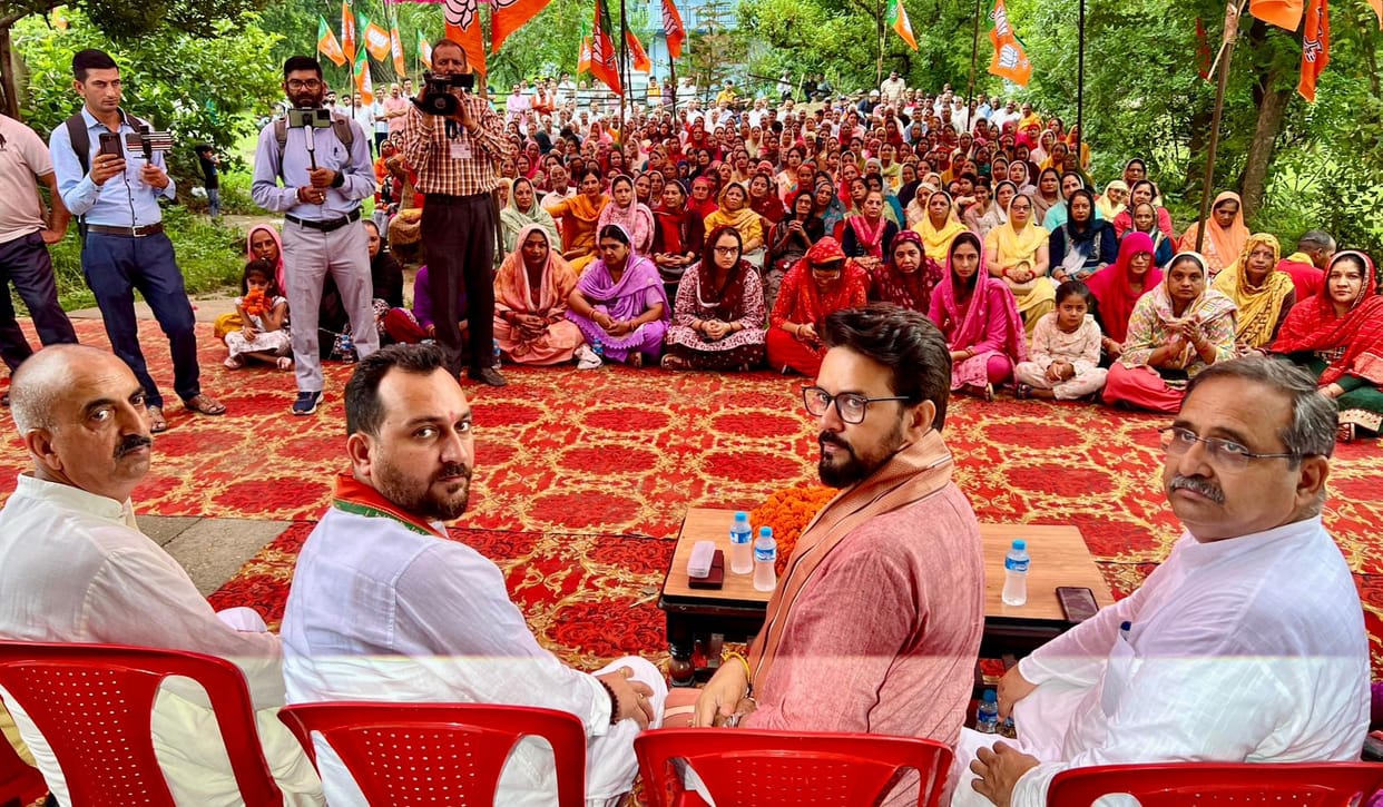 Congress candidates came into politics not for service but for benefits: Ashish