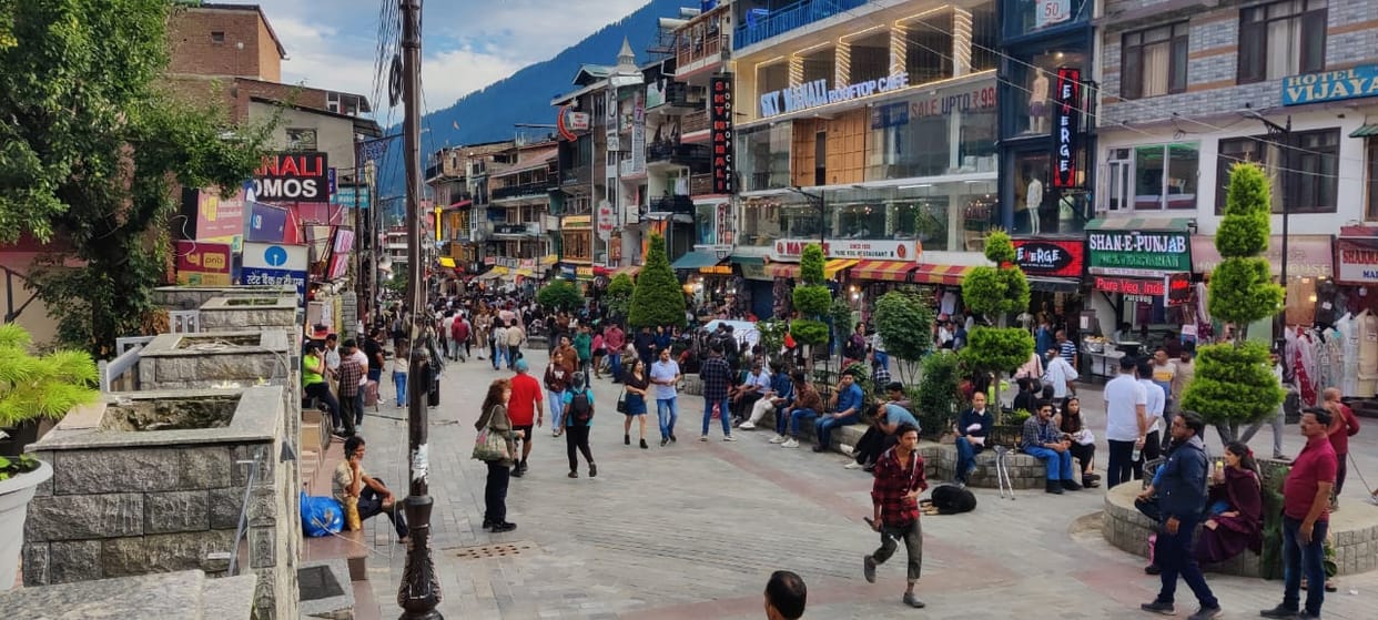 Tourists decreased by 50 percent due to monsoon showers