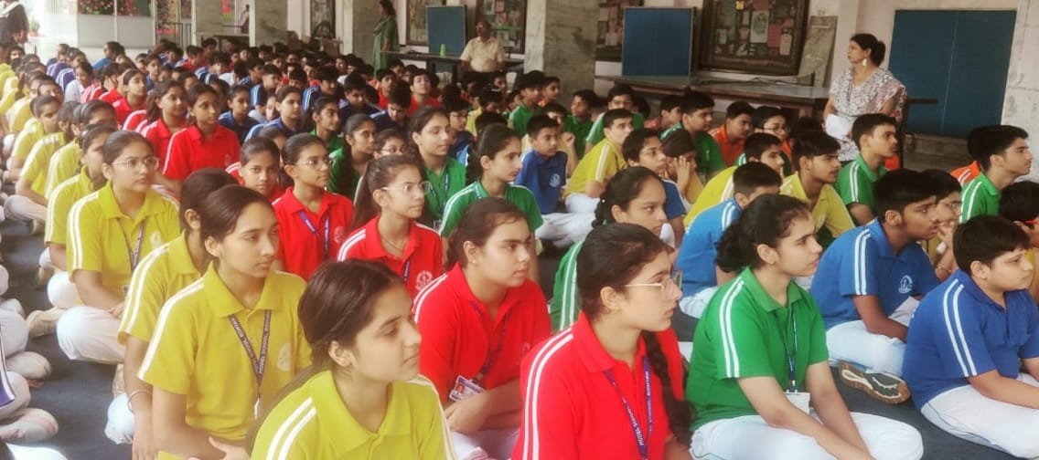 First aid information given to students