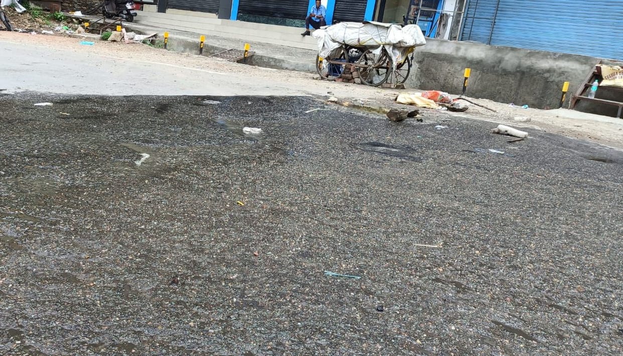 Roads filled with sewerage filth, people with handkerchiefs on their faces and departments in sleep.