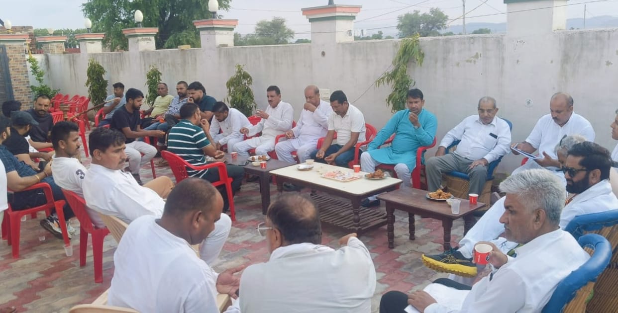 Discussion on the beautification of Maharana Pratap Chowk