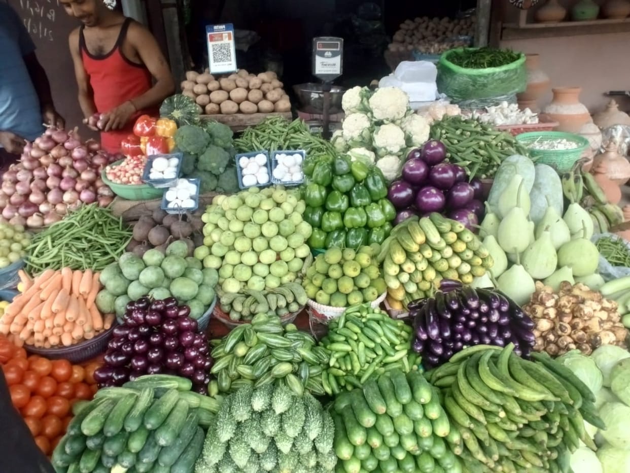 Vegetables become expensive in rain, kitchen budget starts deteriorating