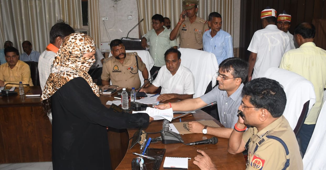 Report the disposal only when the beneficiaries are satisfied: DM