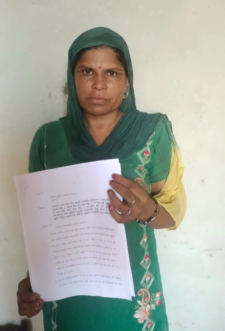 Woman troubled by neighbors accuses police of not taking action