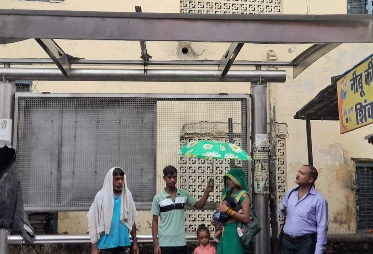 Rain drops falling on passengers showing mismanagement