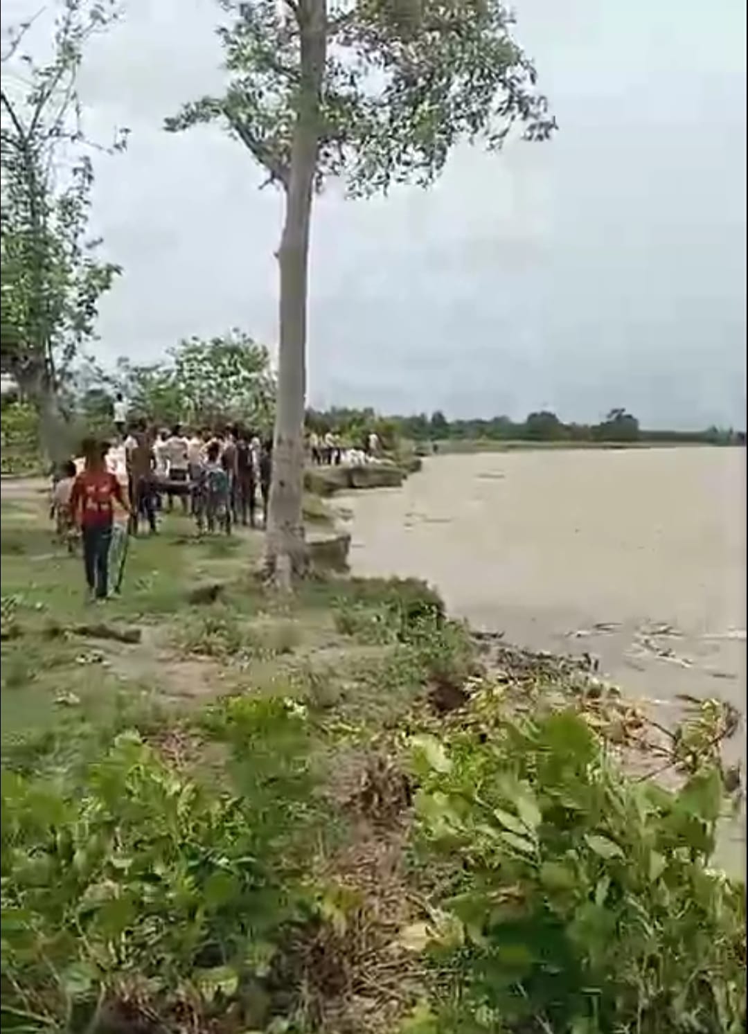 Sharda river reached near Sutia Nala, people started evacuating the village