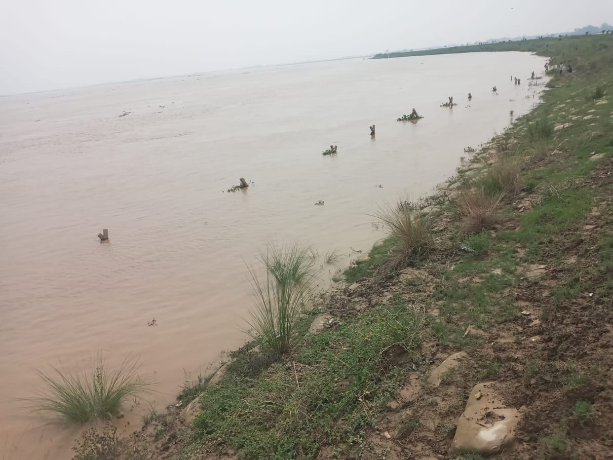 Saryu crosses warning point in Turtipar