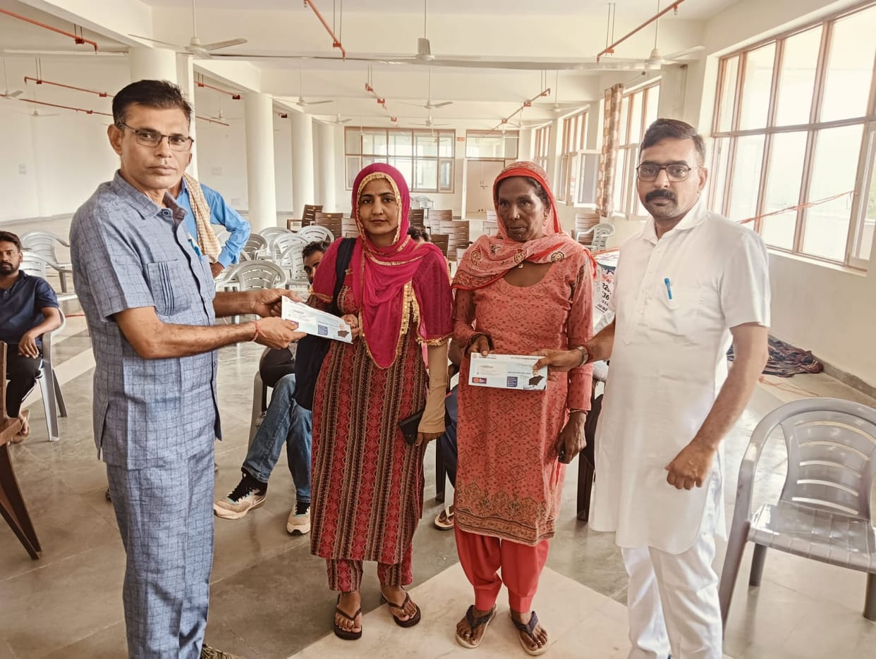 Happy cards distributed to 231 beneficiaries on holiday