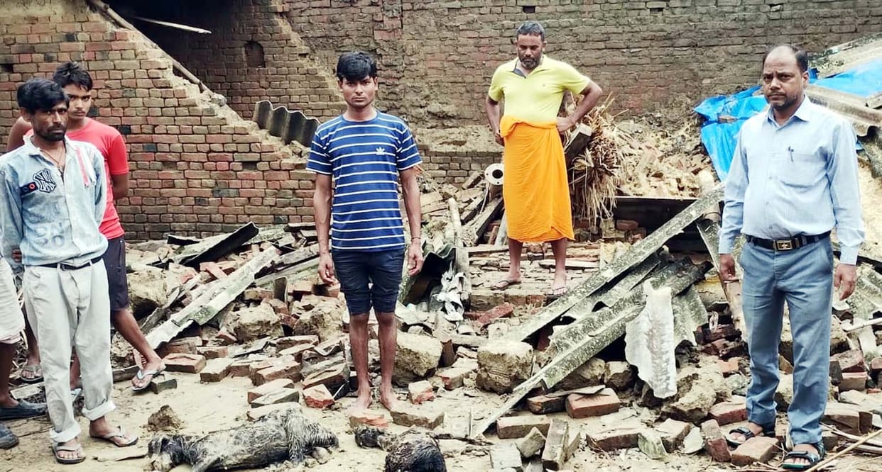 22 houses collapsed in Puwayan...three animals died...two people injured