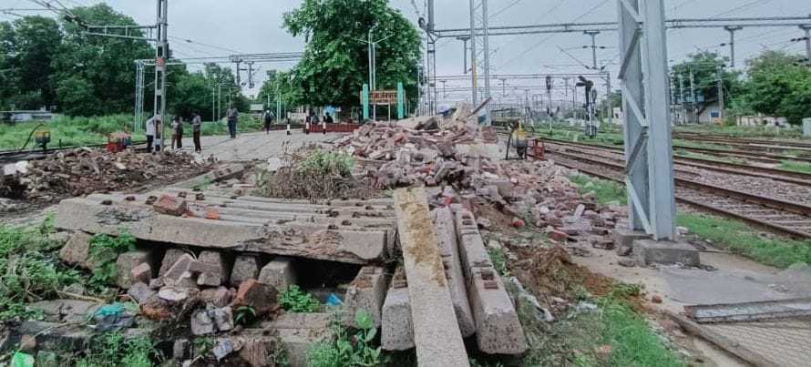 Trains coming from Sitapur will not be stopped at Outer