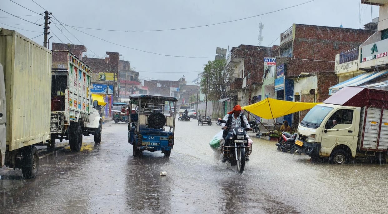 Monsoon helpless in front of humidity, heat continues to rise