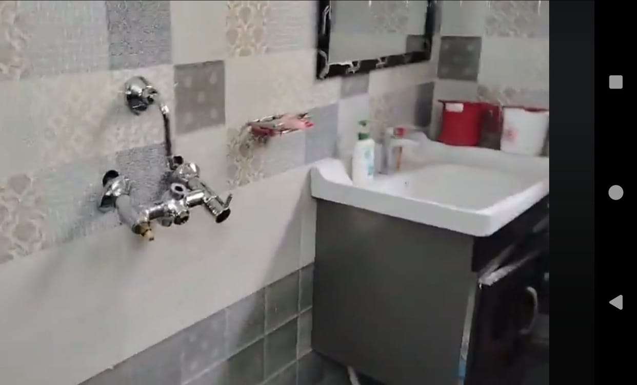 Theft in House At Dashmesh Nagar