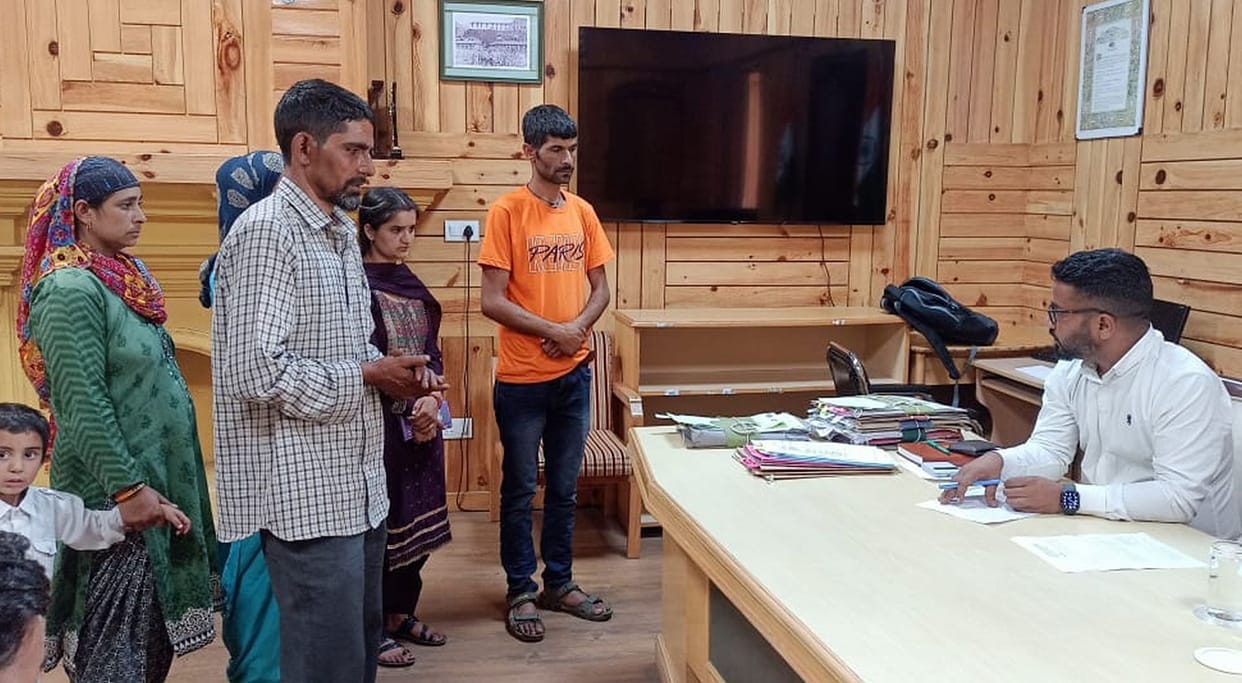 Delegation met ADM on Pradhan's arbitrariness