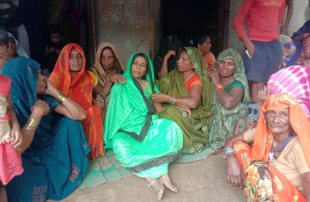 Dead body of youth found in well without parapet
