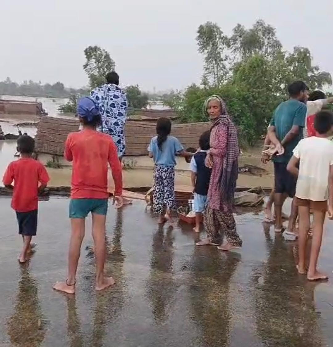 Life is disrupted due to three days of rain, people are troubled