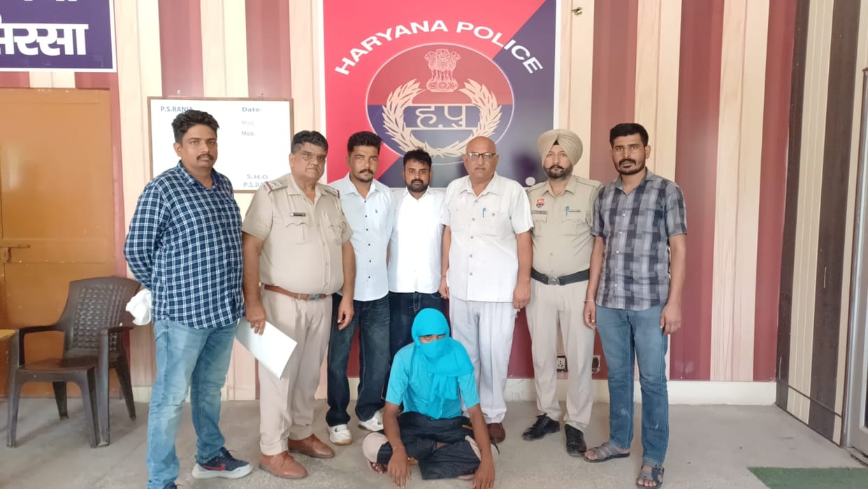 Theft accused arrested, jewelery recovered on spot