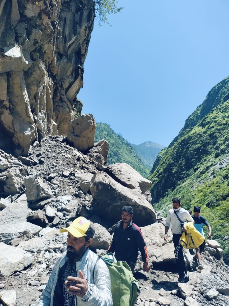 Disaster hit 86 roads, contact with many villages cut off