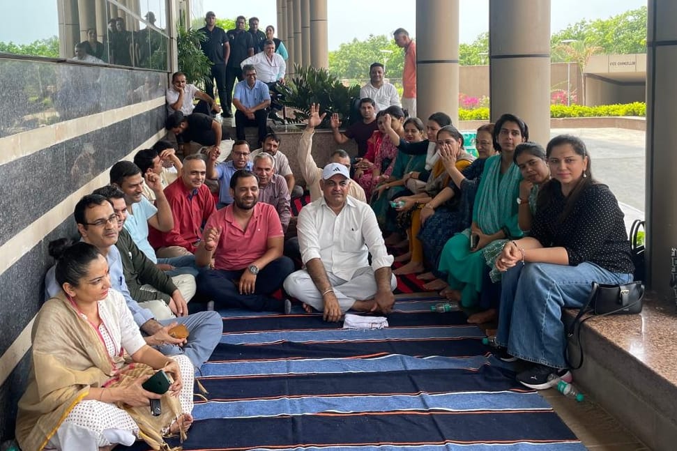 June salary received in MDU associate's account, strike continues