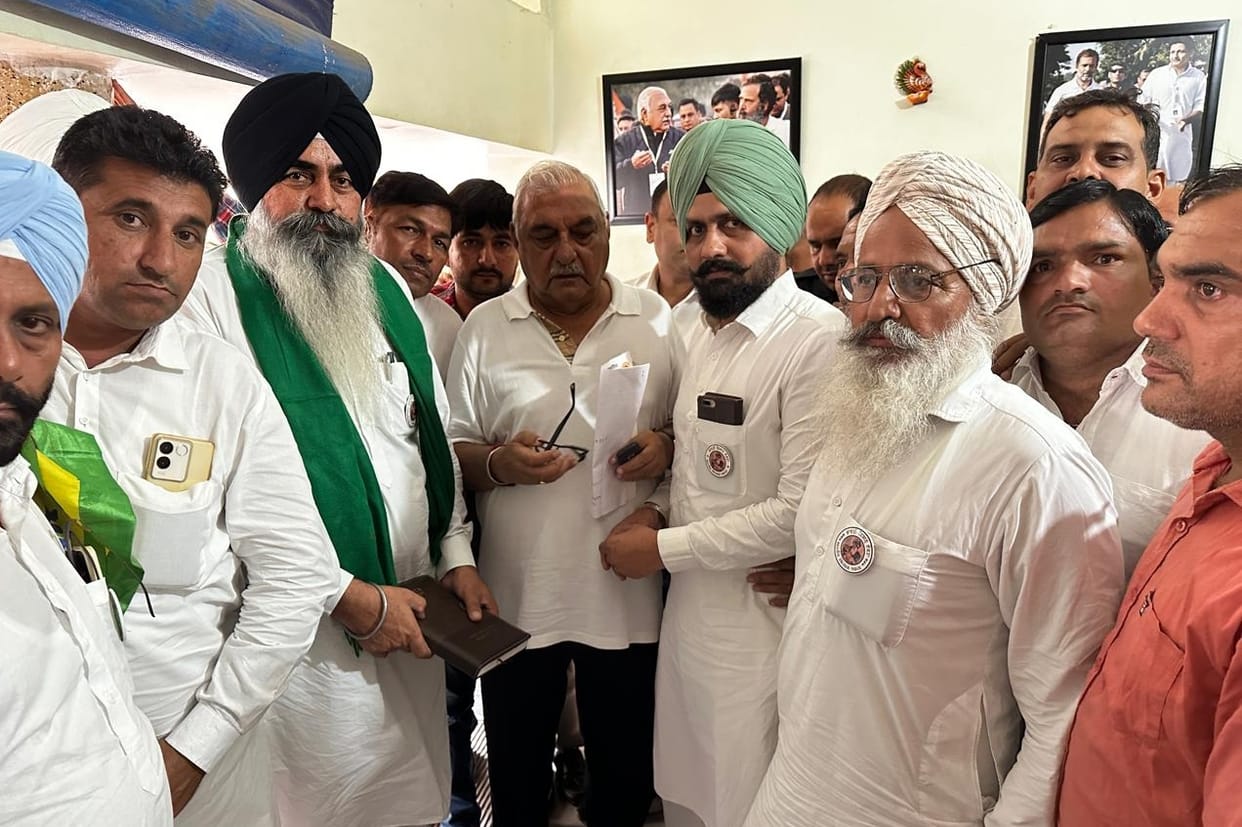 Demand to bring private bill in Parliament for MSP purchase guarantee law and complete loan waiver.