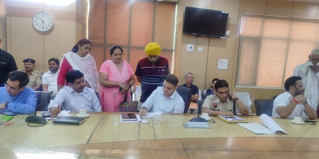 100 complaints received in Samadhan Camp