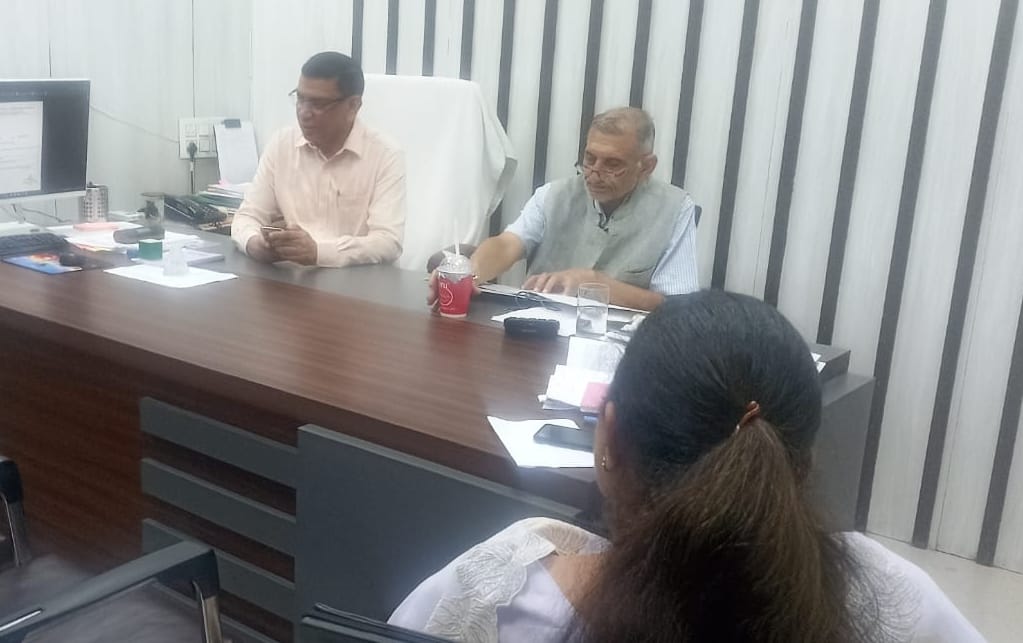 Problems faced by nine consumers, solution to two