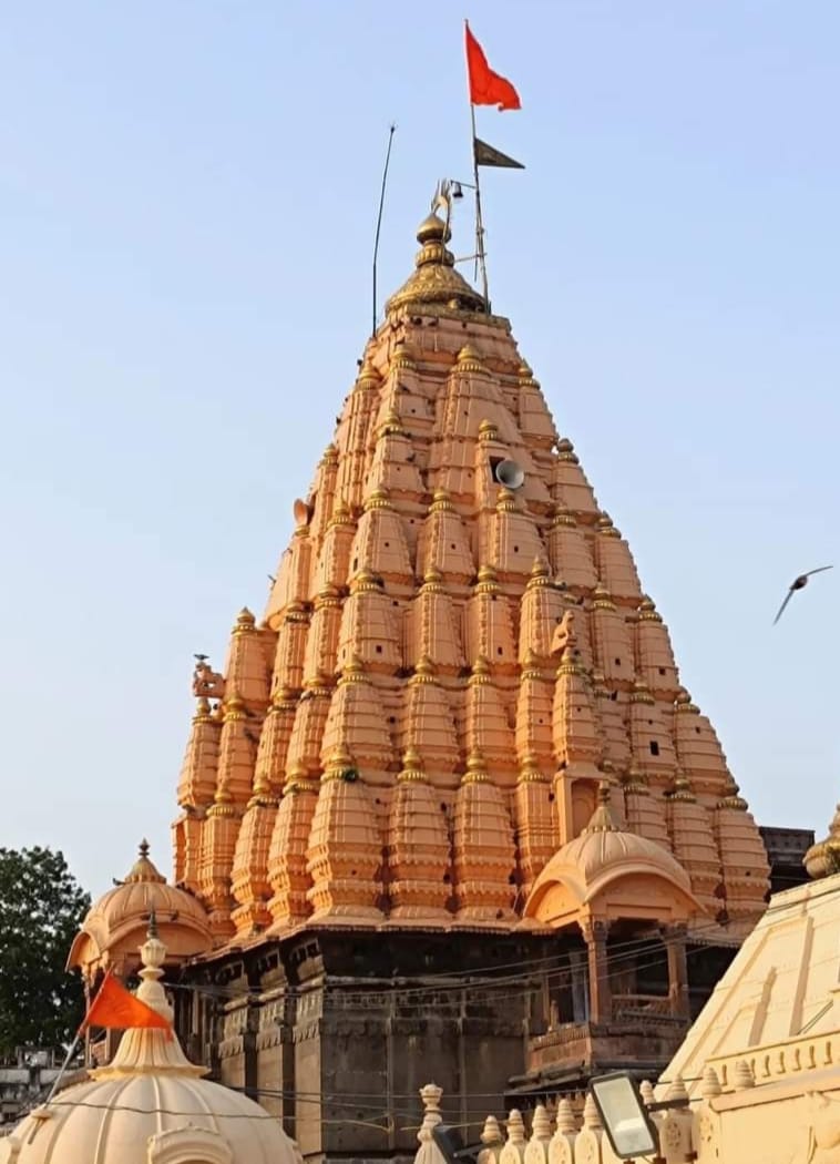 Baba Mahakal will wake up early in Shravan for the devotees know time of opening of Mahakal temple doors