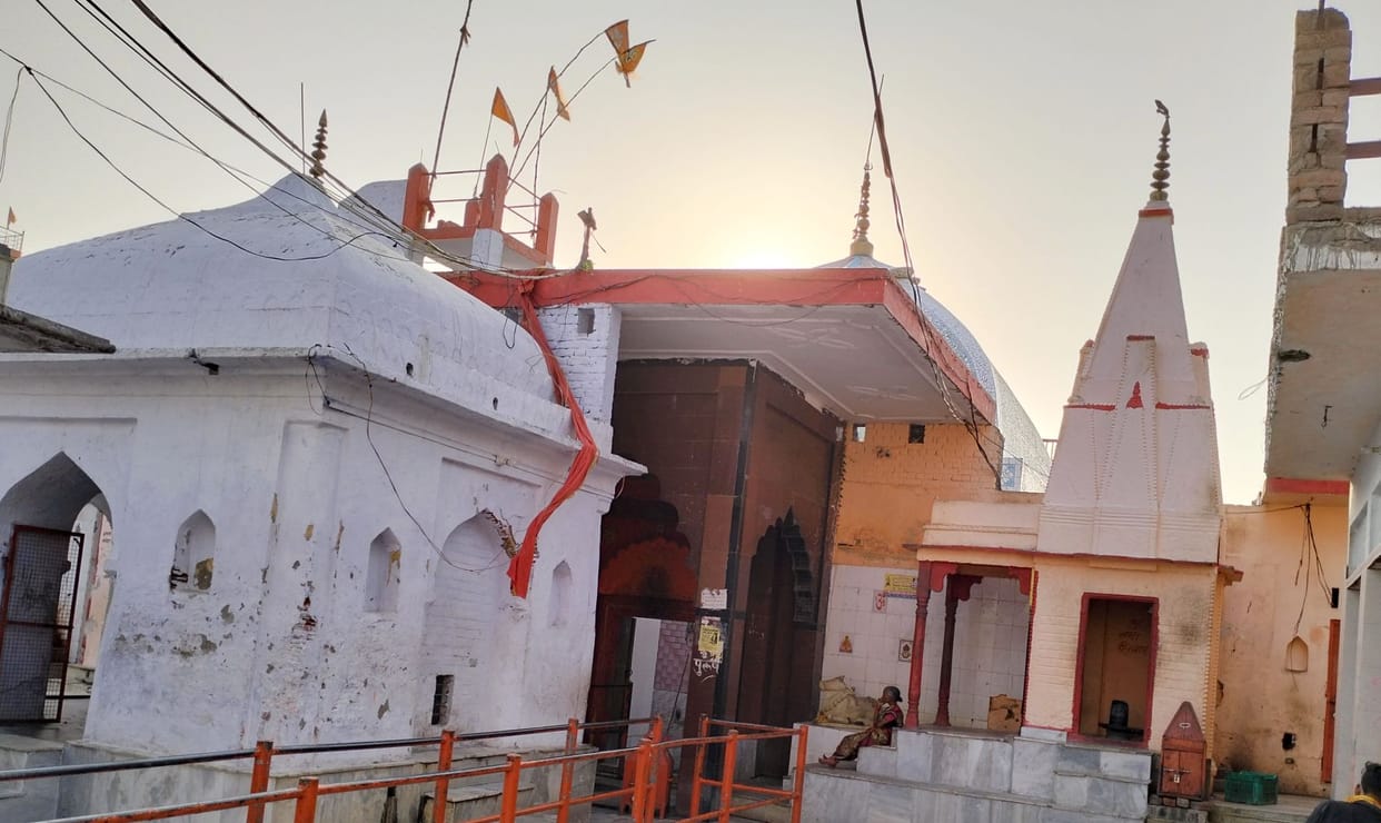 Many auspicious coincidences are happening with five Mondays in the month of Sawan.