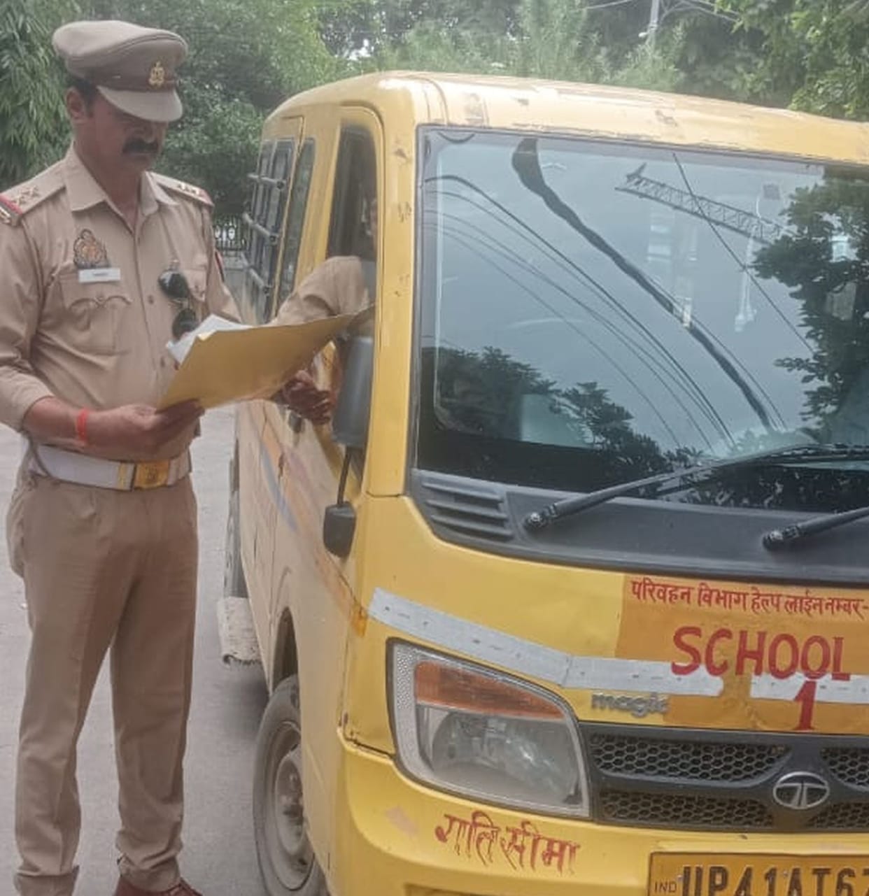 Negligence of school vehicles came to the fore 720 challans in a year