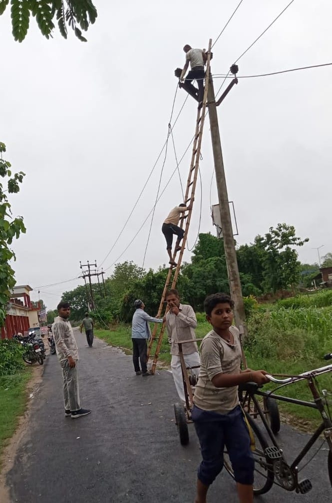 electric grid on hollow surface